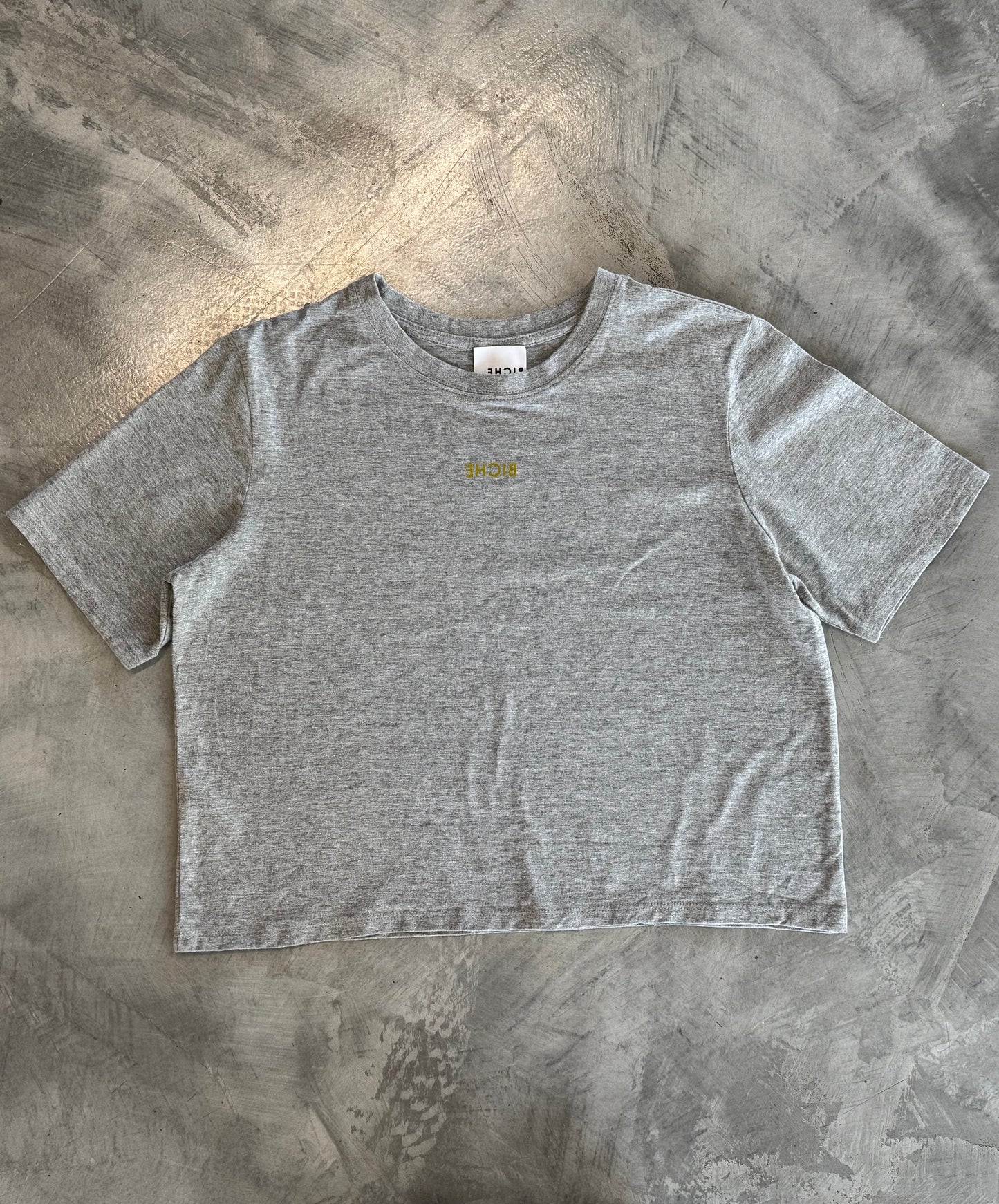 Base 01 — Le T-shirt